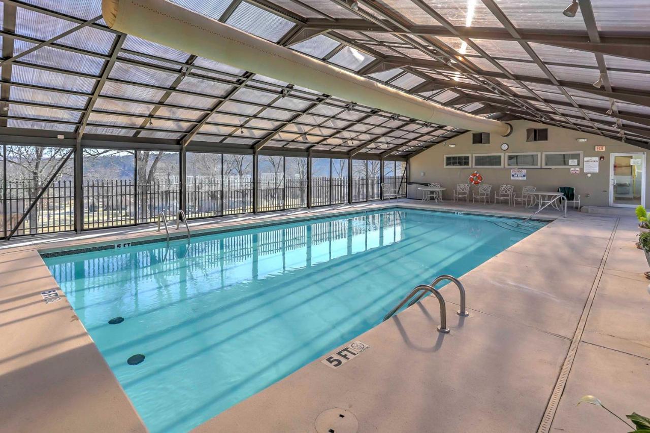 Branson Condo With Pool Access, Walk To Fishing 외부 사진